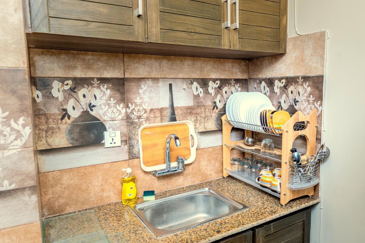 Two Bedroom Deluxe Apartment In Bahria Town ラーワルピンディー エクステリア 写真