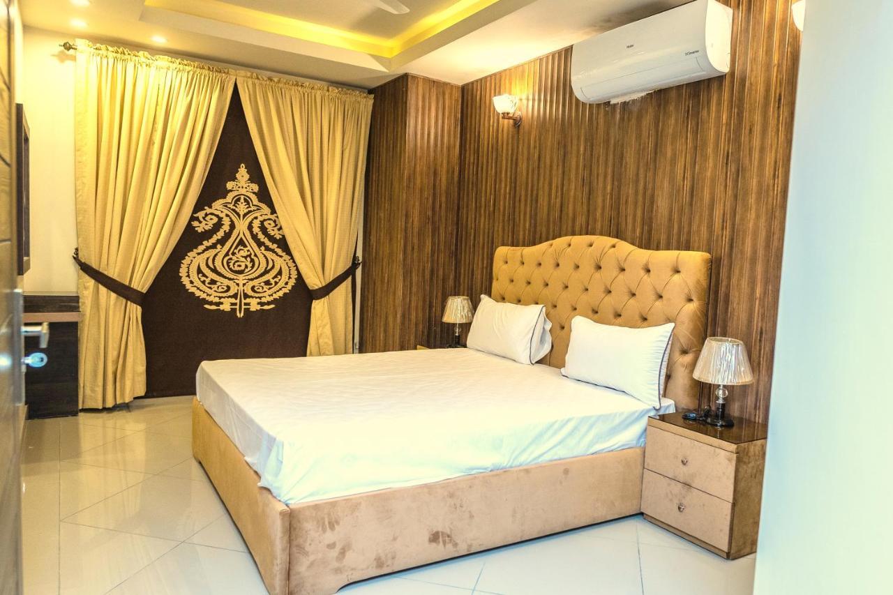 Two Bedroom Deluxe Apartment In Bahria Town ラーワルピンディー エクステリア 写真